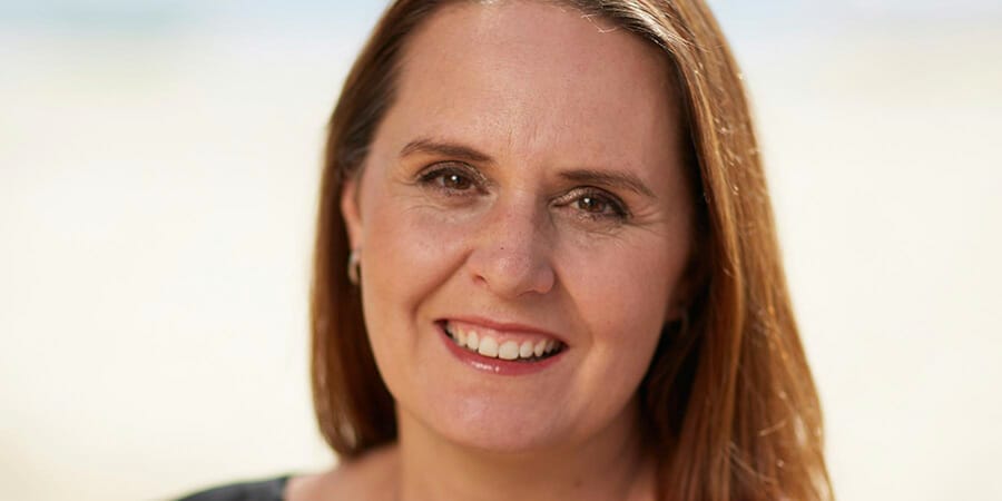 shortinghaus_julie_supplied_900x450