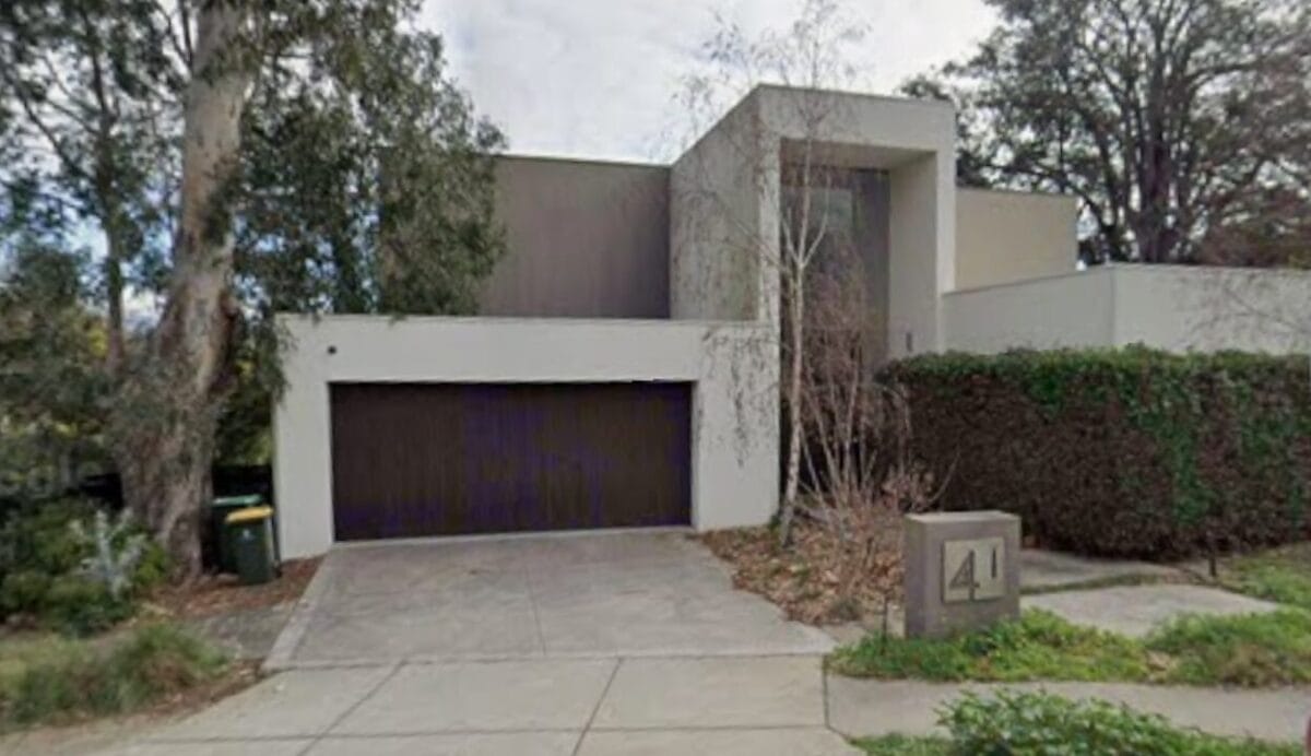 First Guardian head forced to sell $9m Melbourne house